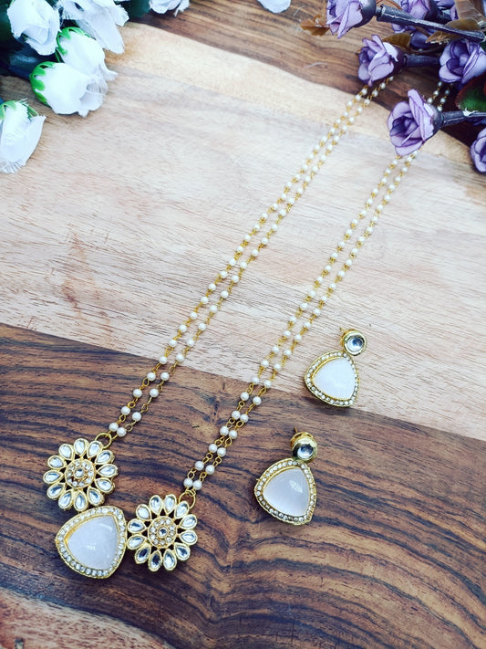 women neck chain with earring & panden monalisha stone