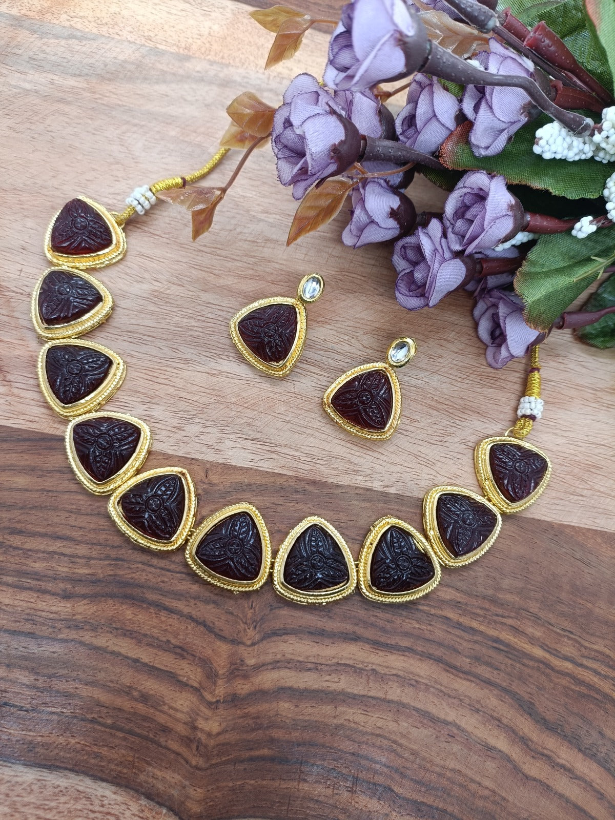 Only tringle with kundan set for women