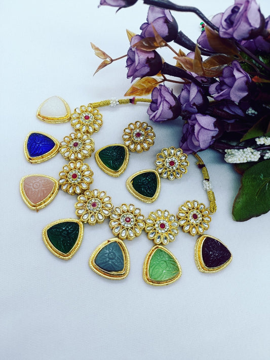 Beautiful and fashionable party were necklace tringle