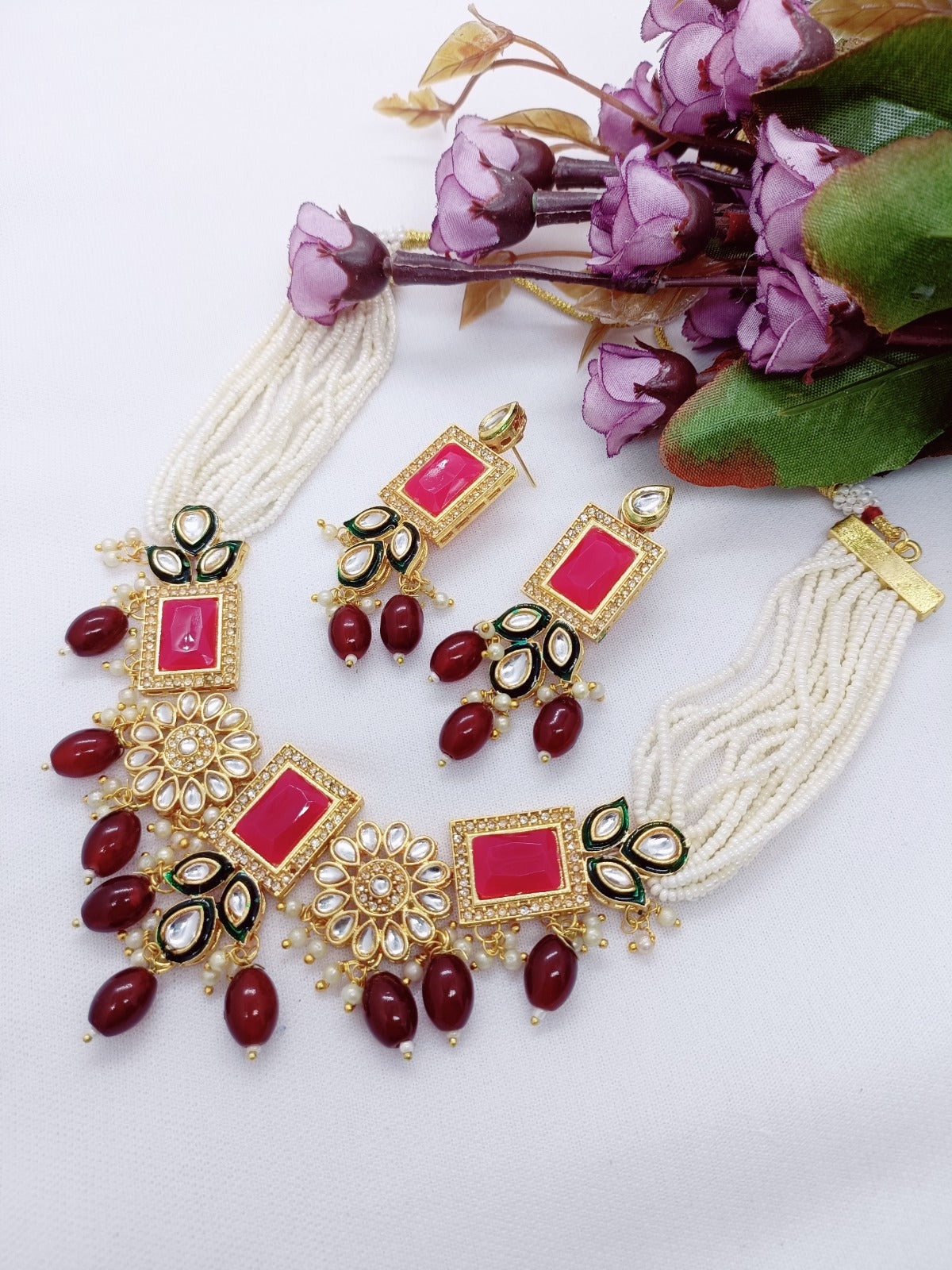 twinkling gracefuul women necklace chokii shape pratham