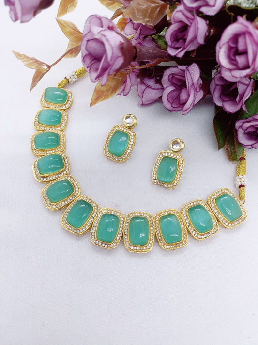 stylish gold plated monalisha stone women necklace pratham