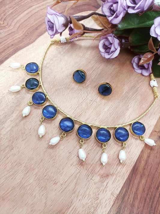 PREMIUM QUALITY MATTE FINISH MONALISA ROUND SHAPE STONE NECKLACE WITH EARRING