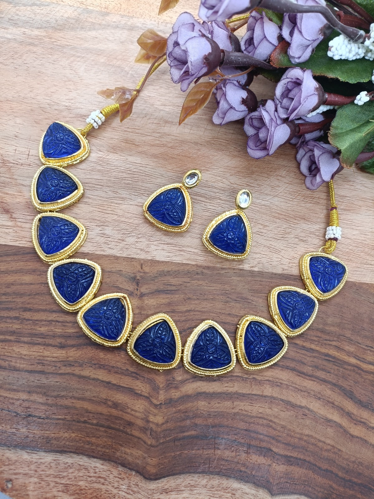 Only tringle with kundan set for women