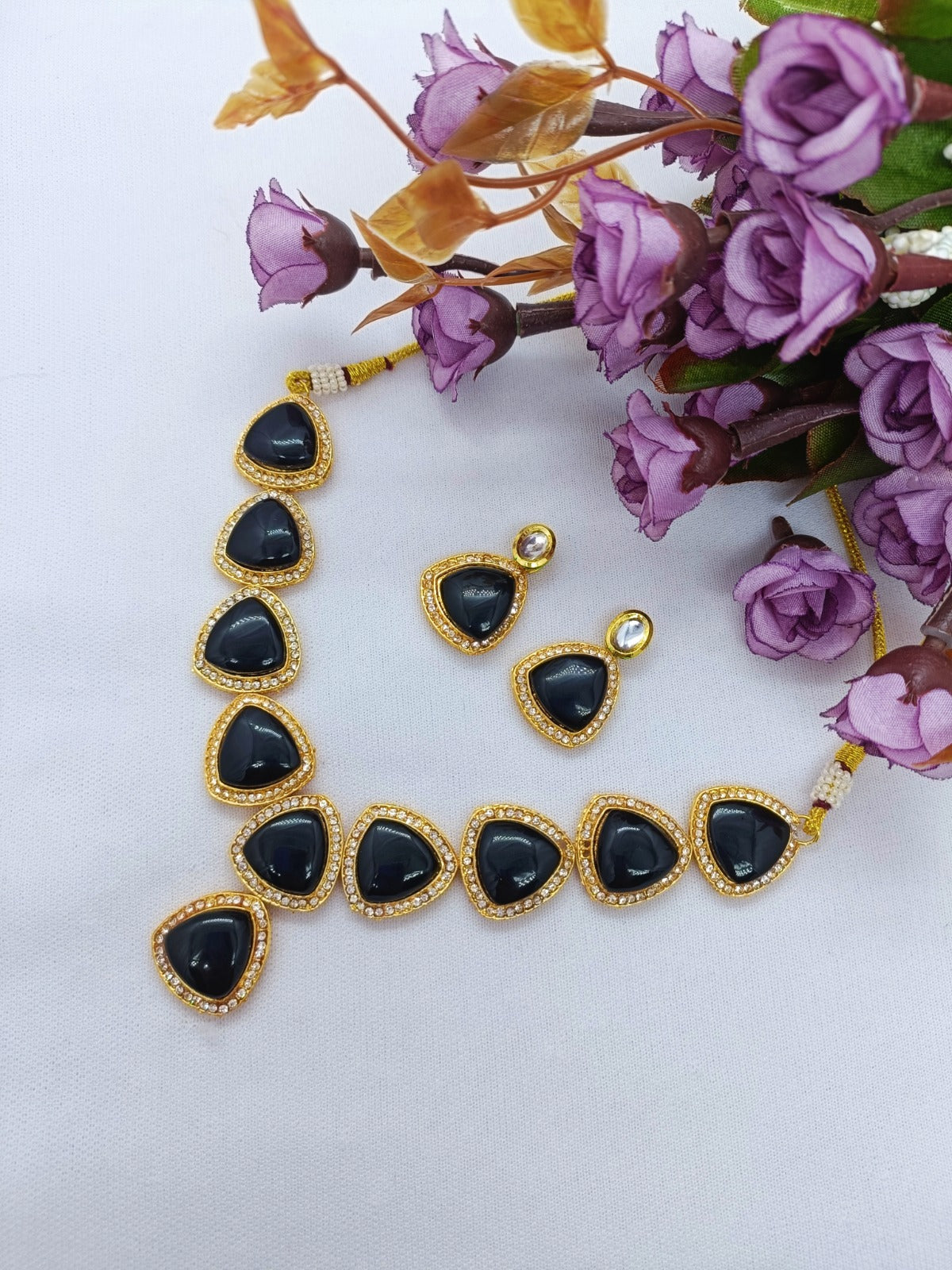 Twinkling graceful manalisha women nacklace set