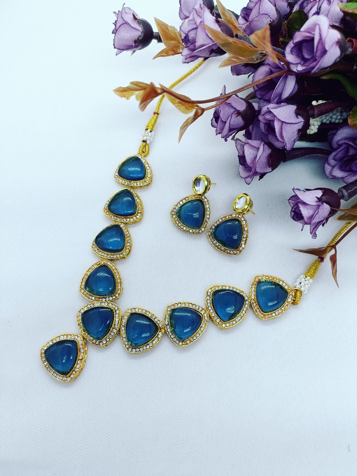 Twinkling graceful manalisha women nacklace set